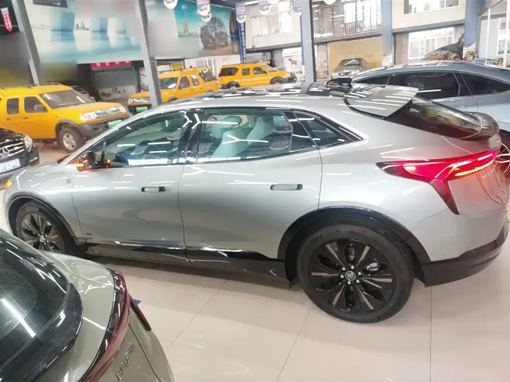 Buick E4 2024 из CN, фото 5