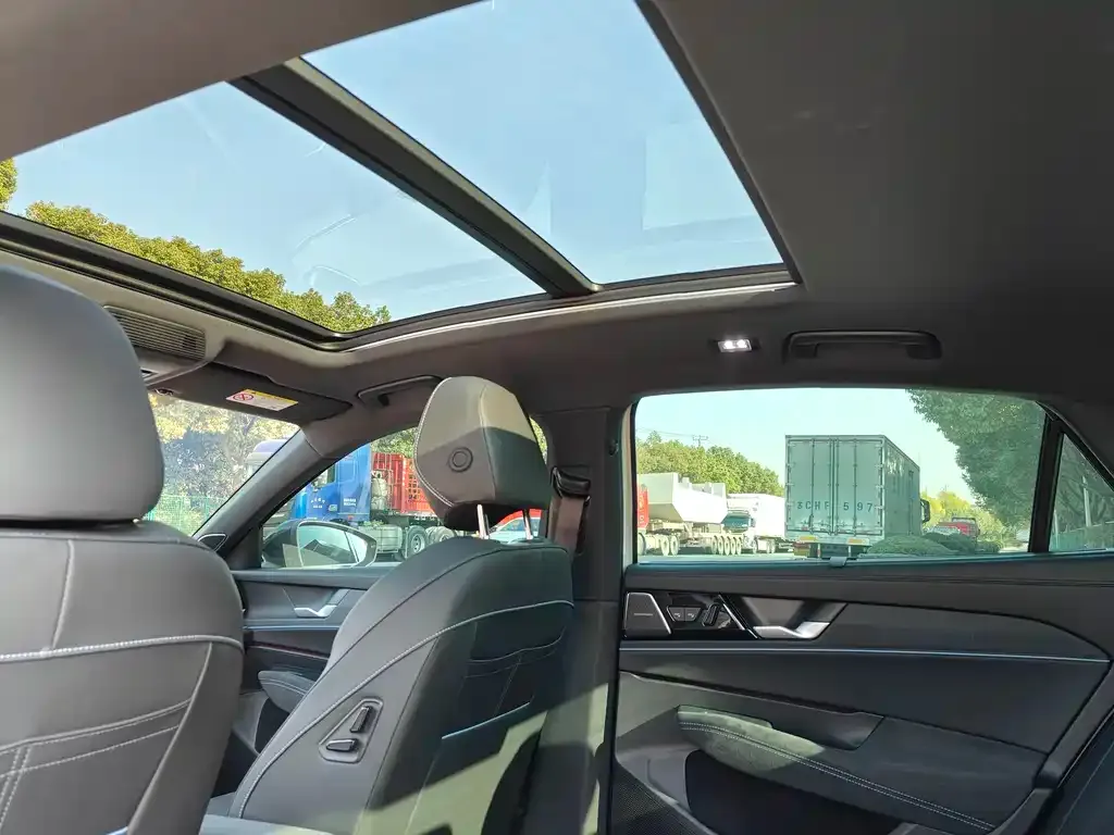 [object Object] Passat 2024 из CN, фото 10