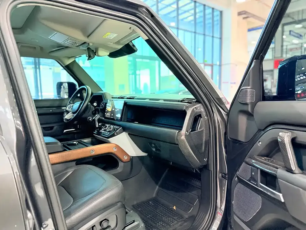 Land Rover Defender 2021 из CN, фото 3