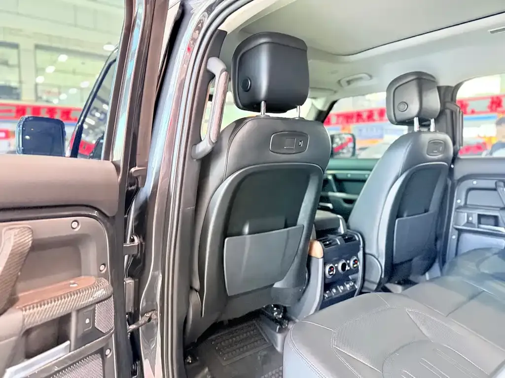 Land Rover Defender 2021 из CN, фото 2