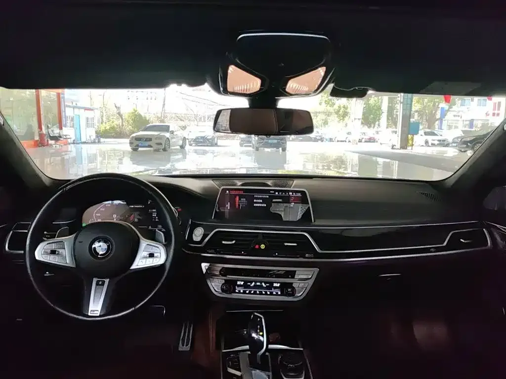 BMW 7 Series 2022 из CN, фото 3