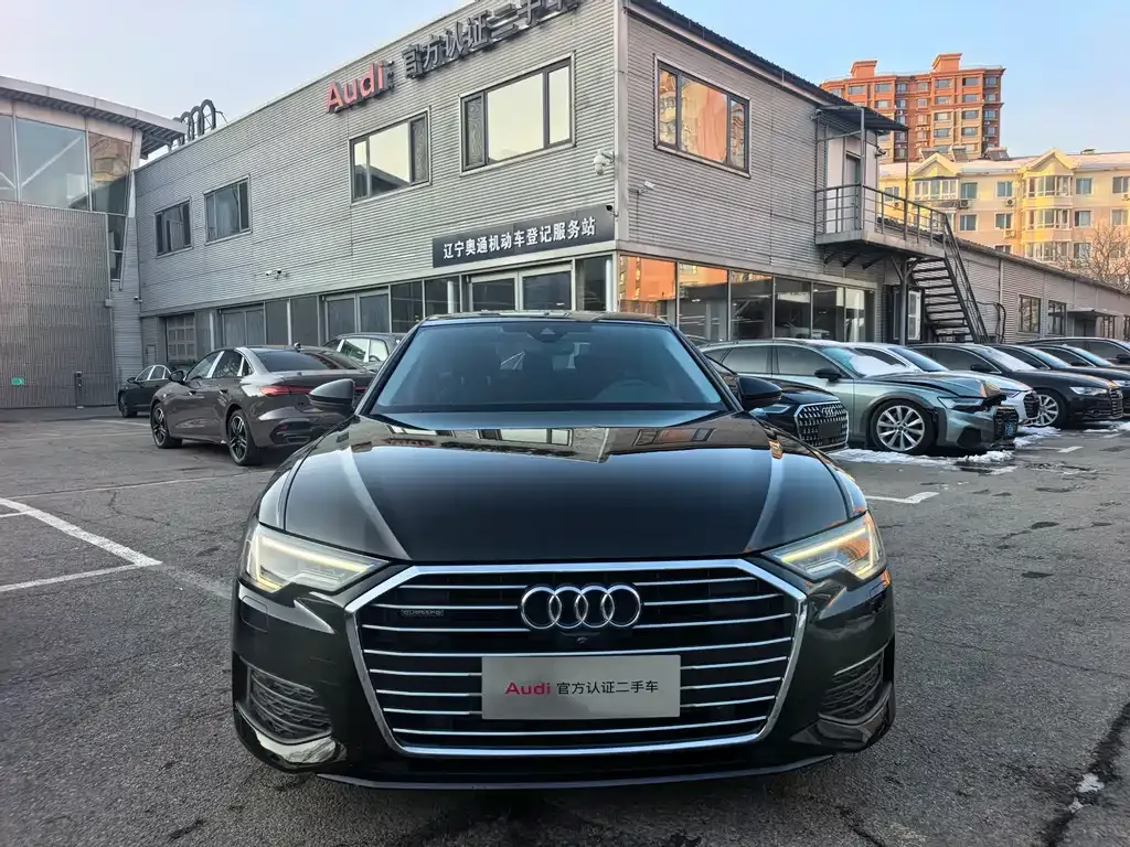 Audi A6L 2022 из CN, фото 10