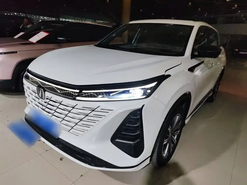 Changan CS75PLUS 2024 из CN, фото 2