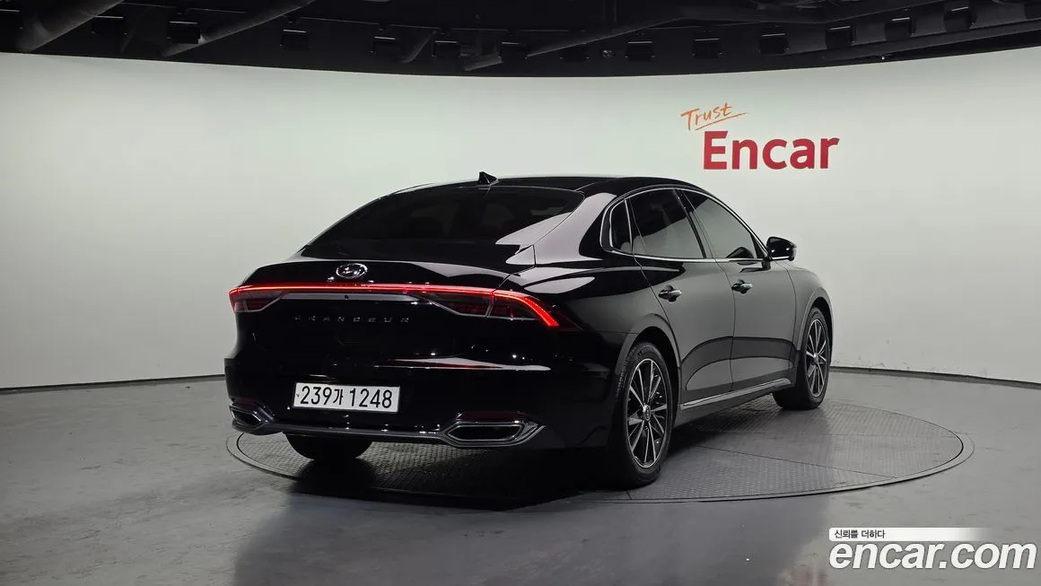 Hyundai Grandeur 2023 из KR, фото 3