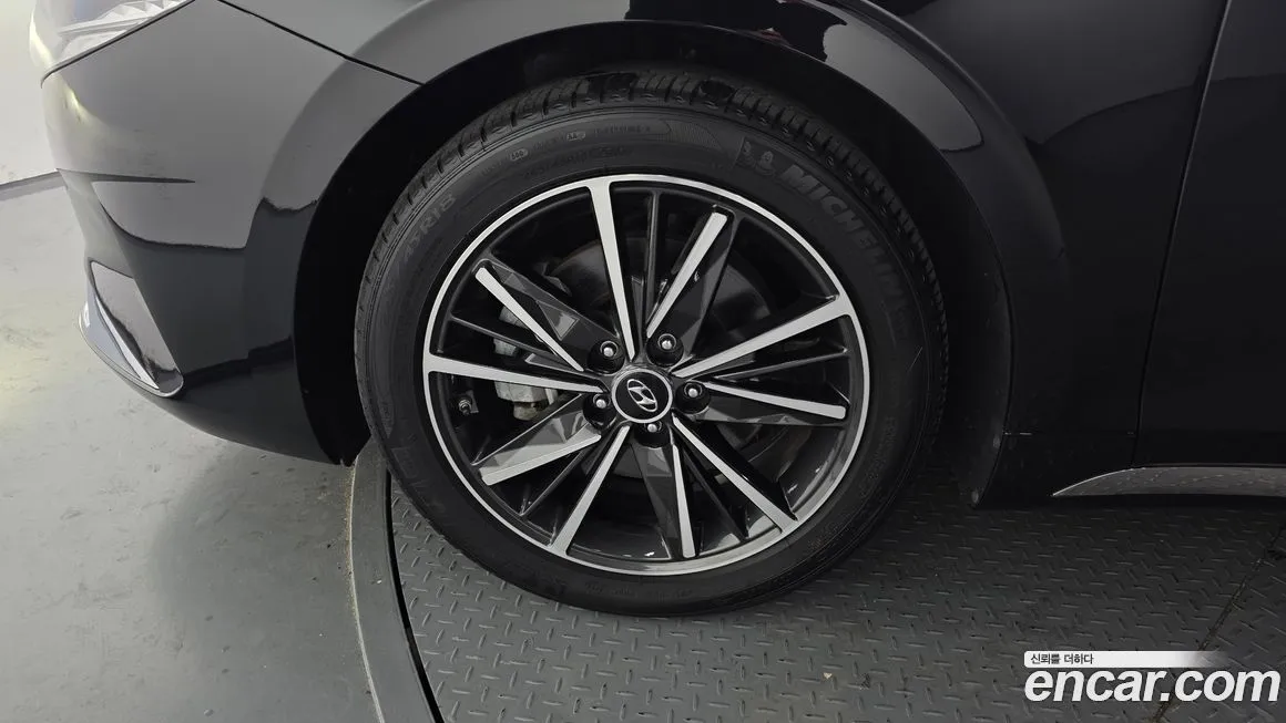 Hyundai Grandeur 2023 из KR, фото 4