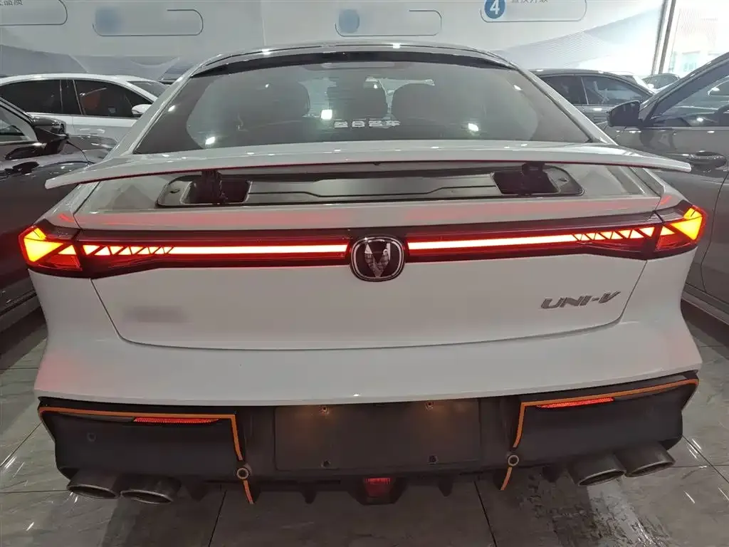 Changan UNI-V 2022 из CN, фото 9
