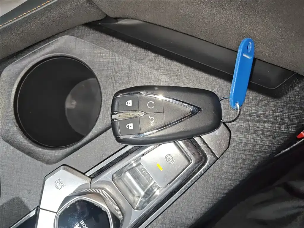 Changan UNI-V 2022 из CN, фото 7
