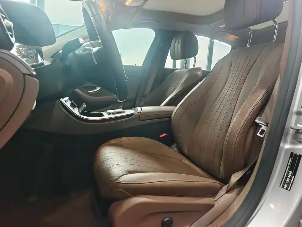 Mercedes-Benz E-Class 2022 из CN, фото 5