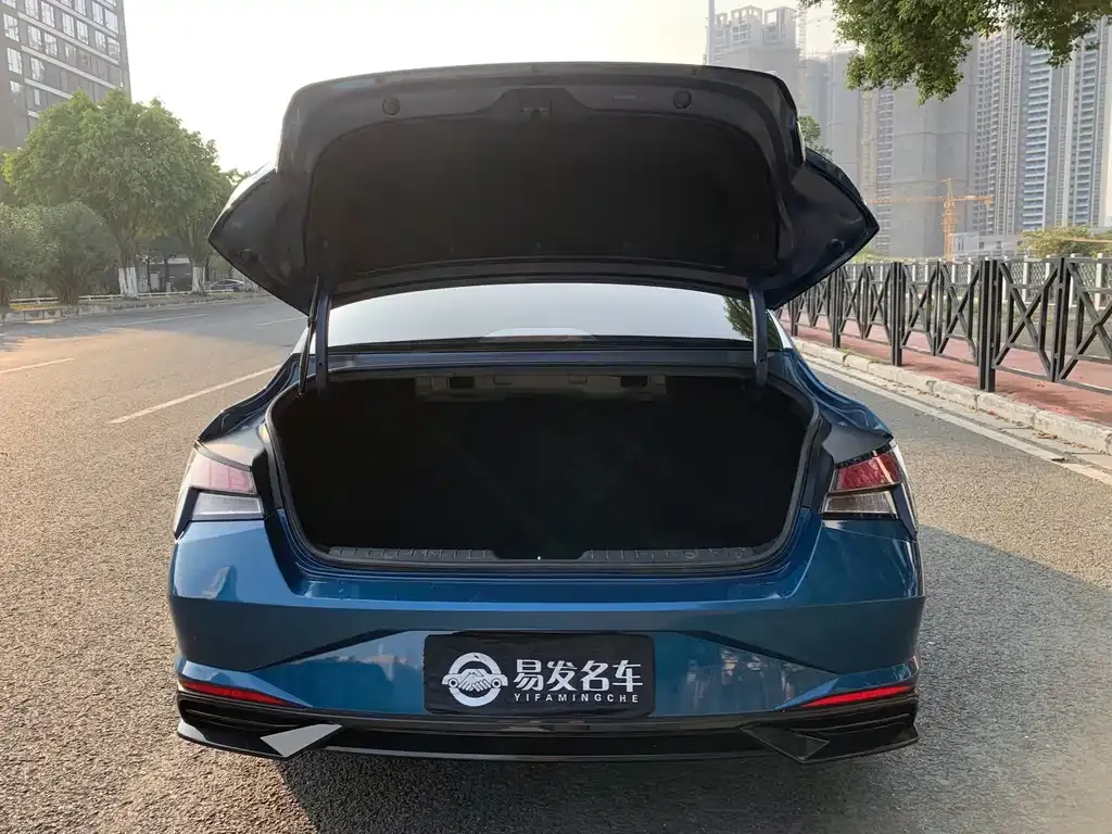 Hyundai Elantra 2021 из CN, фото 7