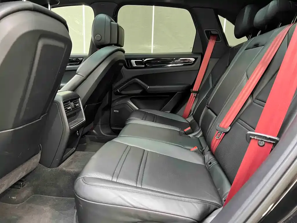 Porsche Cayenne 2021 из CN, фото 3