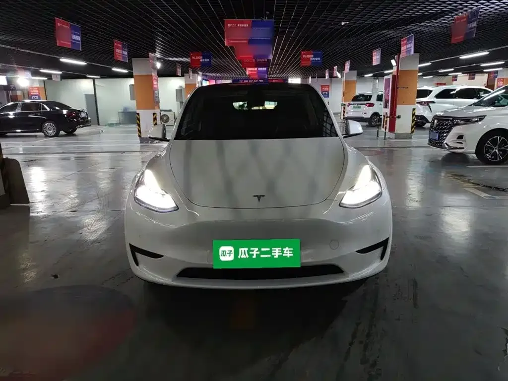 Tesla Model Y 2023 из CN, фото 3