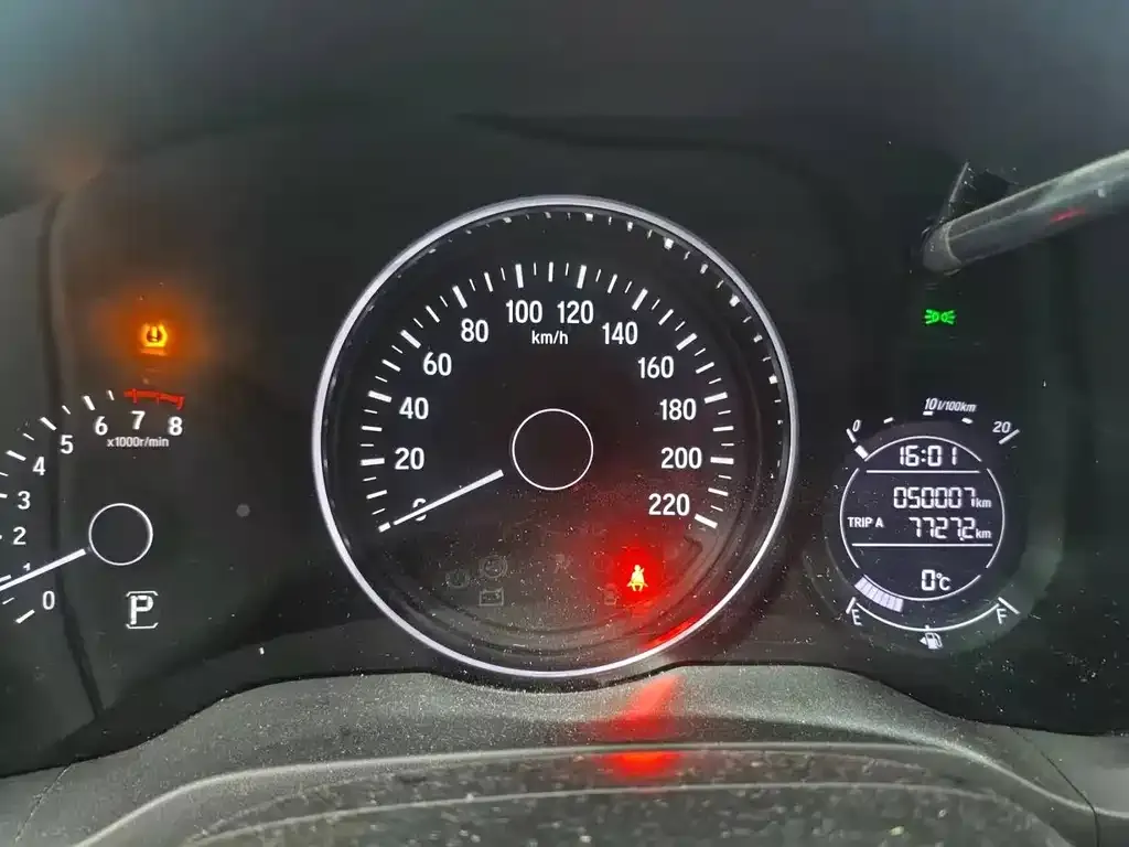 Honda Vezel 2021 из CN, фото 4