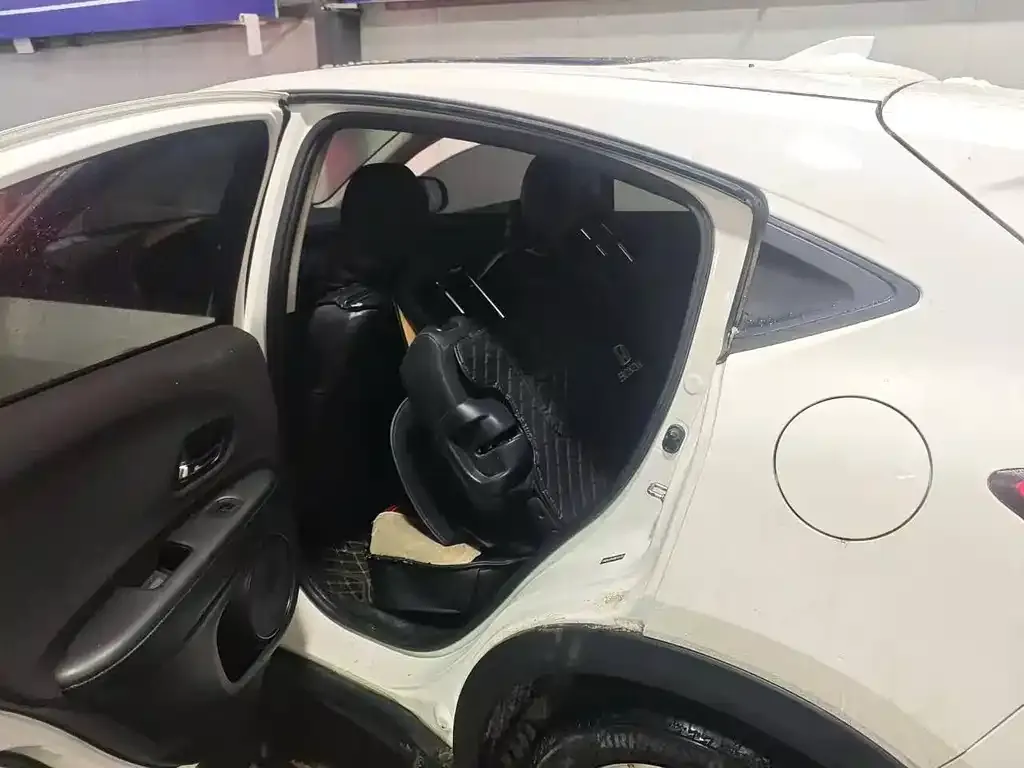 Honda Vezel 2021 из CN, фото 5