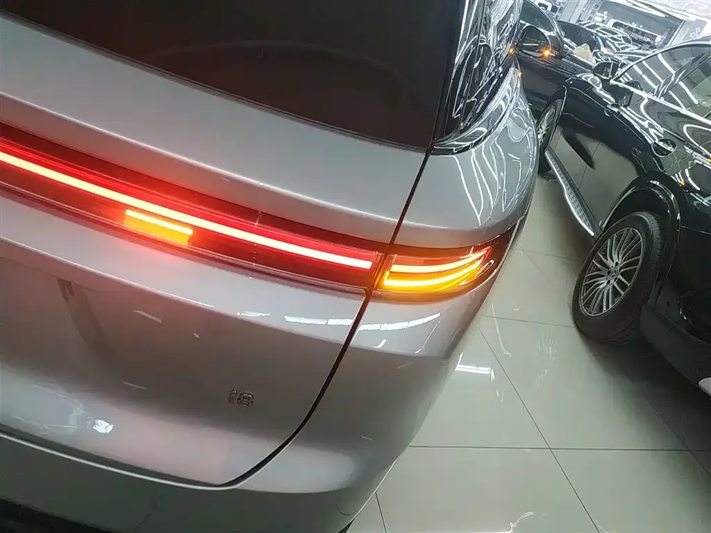 Li Auto i8 2025 из CN, фото 5