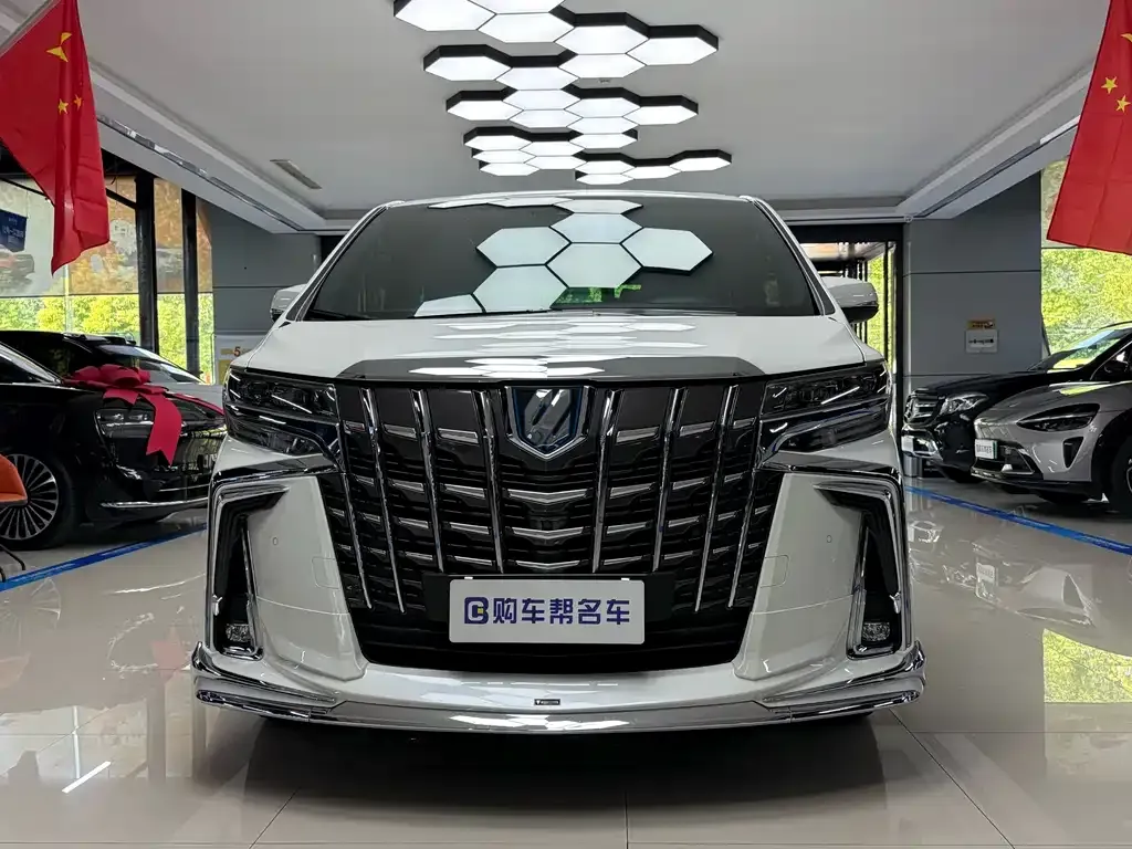 Toyota Alphard 2022 из CN, фото 10