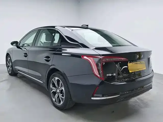Hongqi E-QM5 2024 из CN, фото 3