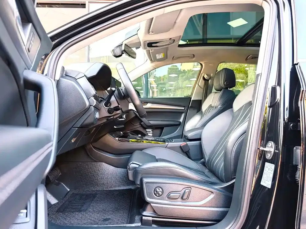 Audi Q5L 2023 из CN, фото 6