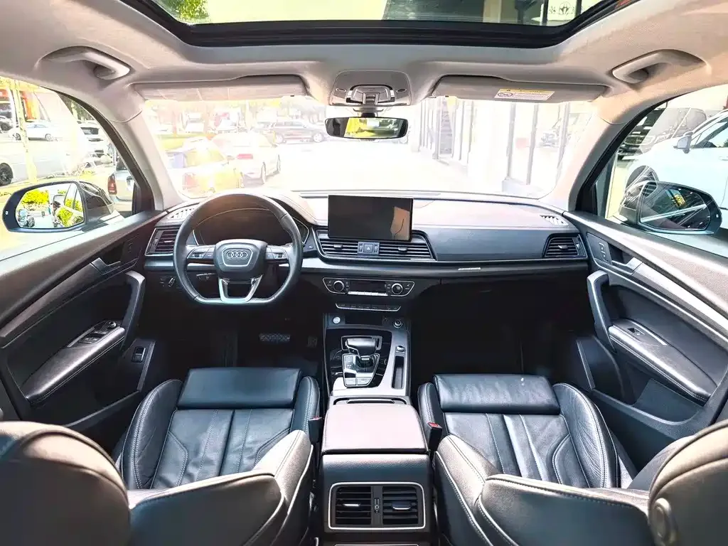 Audi Q5L 2023 из CN, фото 3