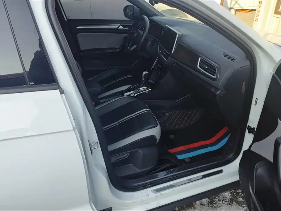 Volkswagen T-Roc 2024 из CN, фото 2
