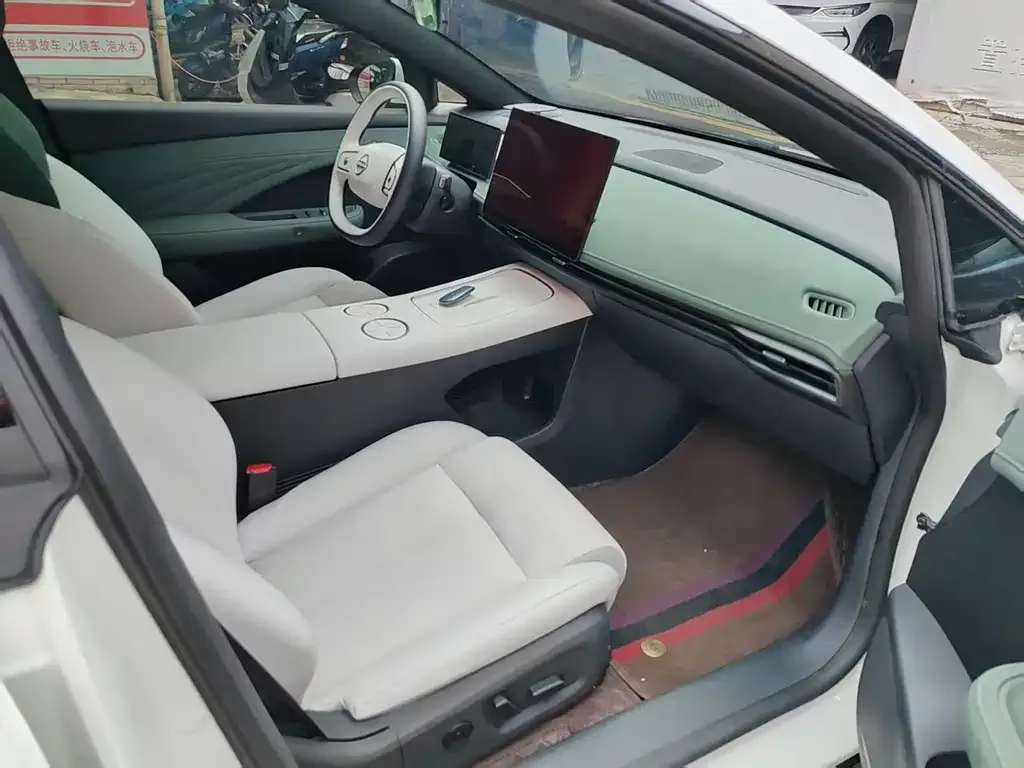 Nissan N7 2025 из CN, фото 2