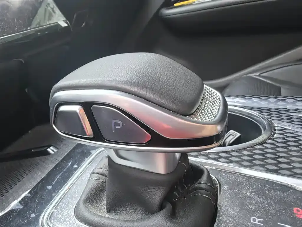 Hongqi HS3 PHEV 2025 из CN, фото 7