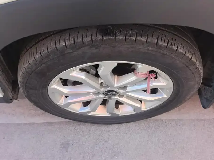 Toyota Frontlander 2024 из CN, фото 7