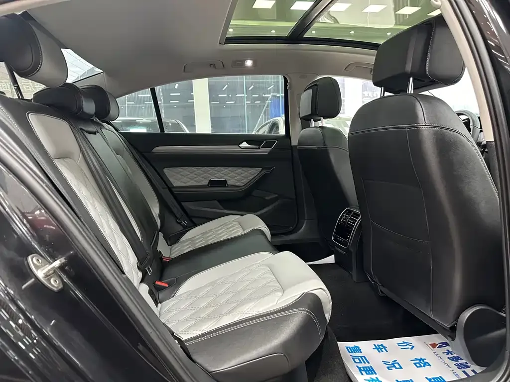 Volkswagen Magotan 2024 из CN, фото 5