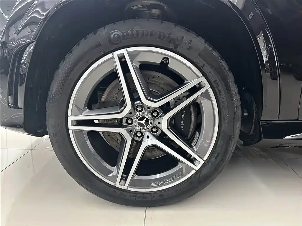 Mercedes-Benz GLS 2023 из CN, фото 9