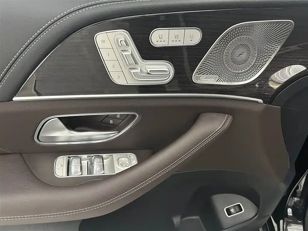 Mercedes-Benz GLS 2023 из CN, фото 8