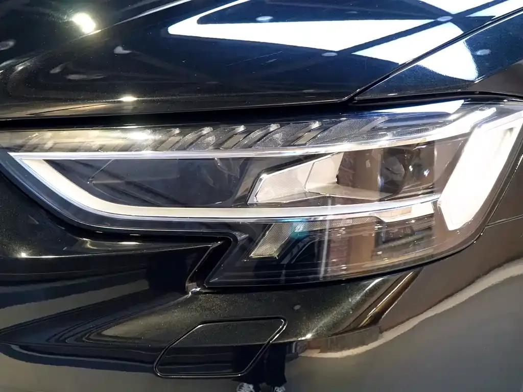 Audi A8 2023 из CN, фото 5
