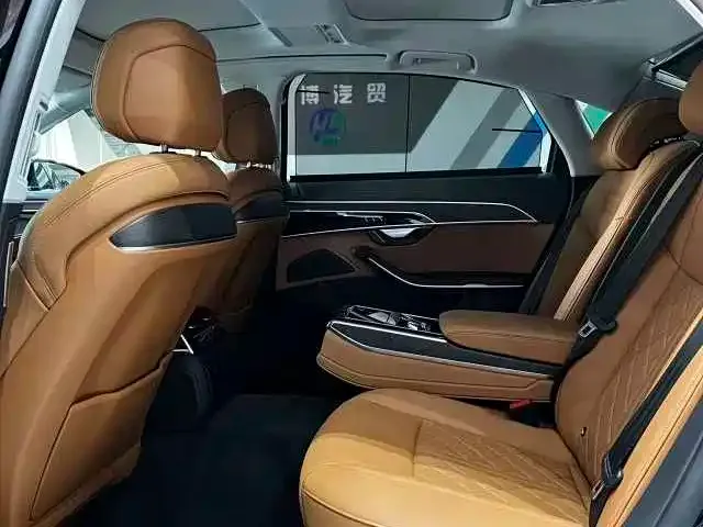 Audi A8 2024 из CN, фото 6