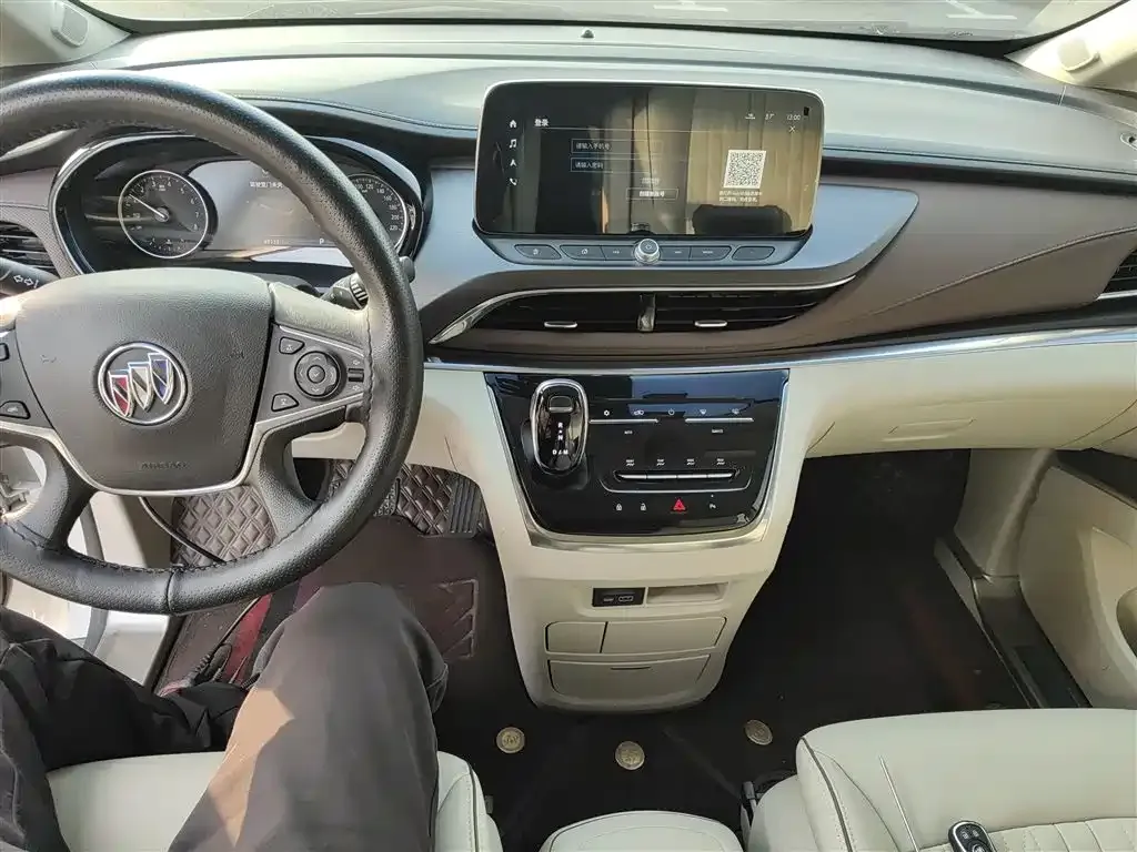 Buick GL8 2022 из CN, фото 10