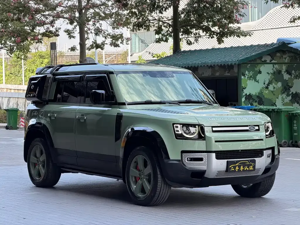 Land Rover Defender — фото 7