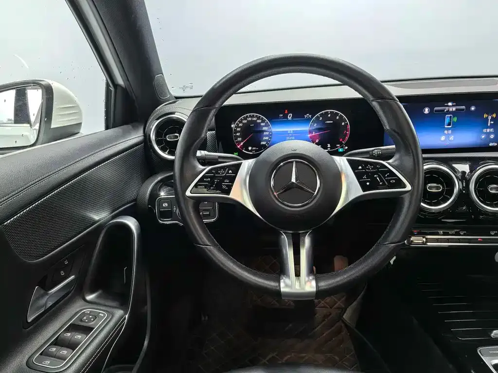 Mercedes-Benz A-Class 2025 из CN, фото 8