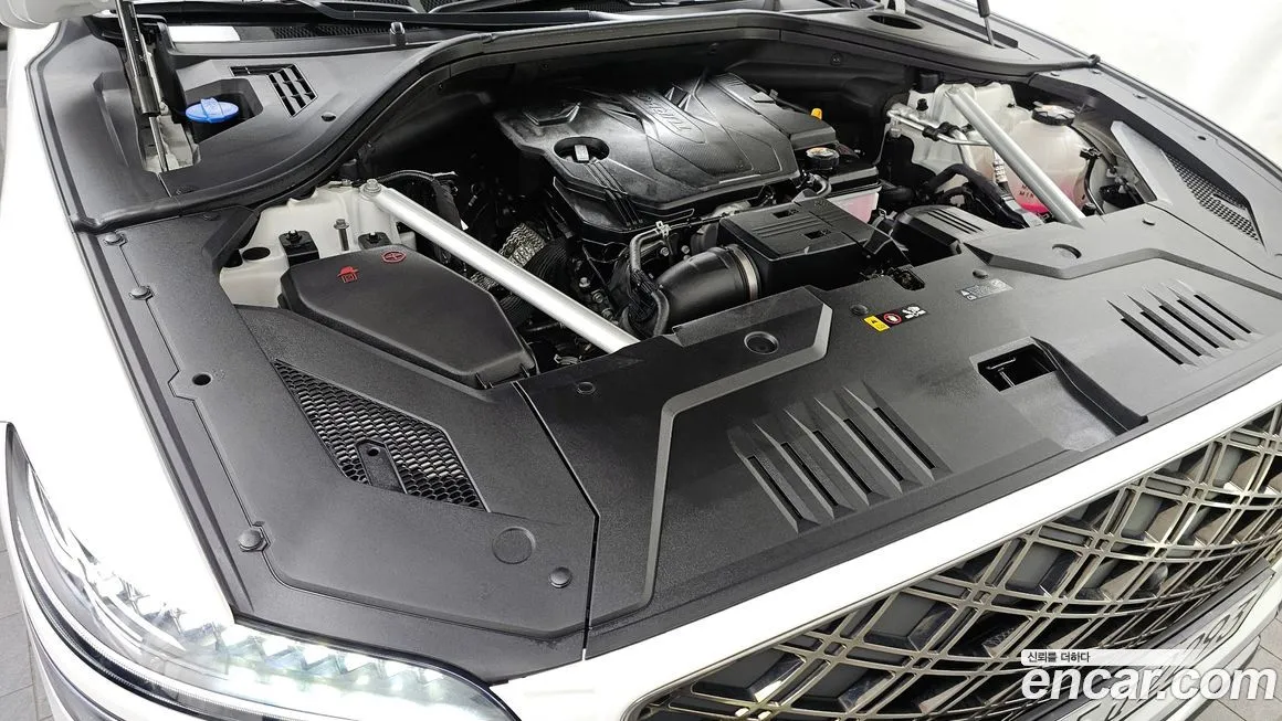 Genesis GV70 — фото 9