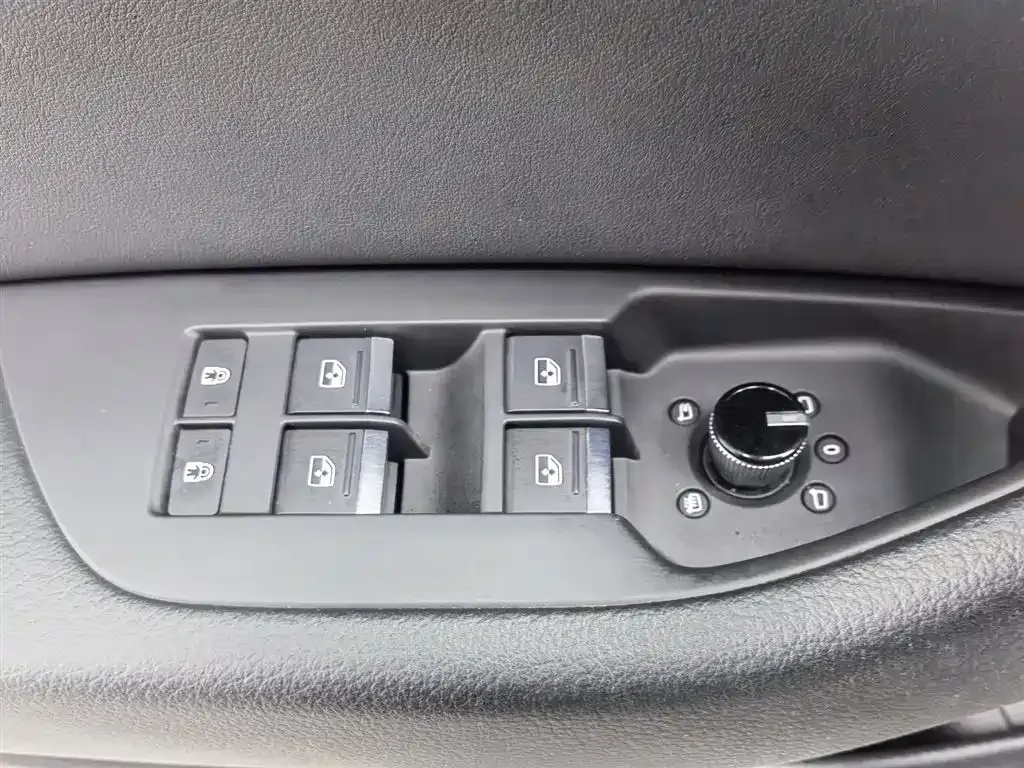 Audi A6L 2021 из CN, фото 8