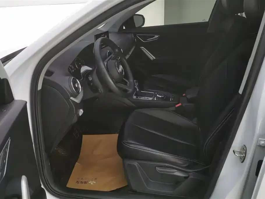 Audi Q2L 2021 из CN, фото 9