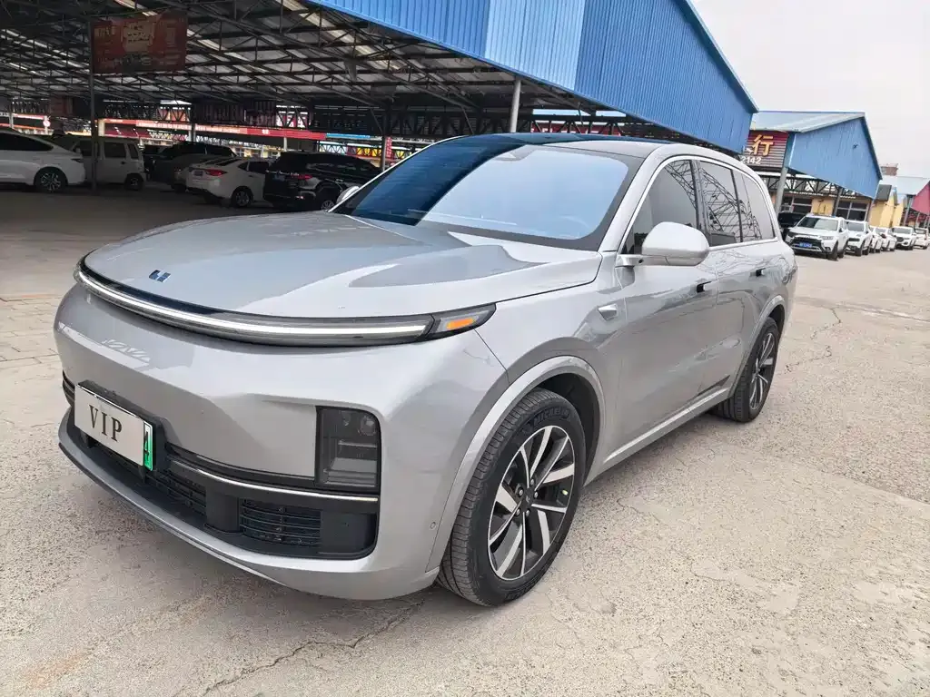 Li Auto L8 2022 из CN, фото 1