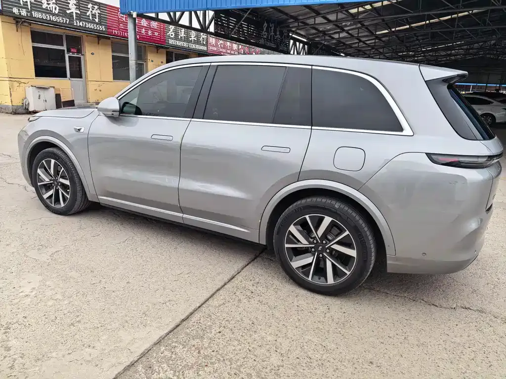 Li Auto L8 2022 из CN, фото 9