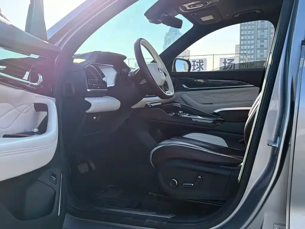Geely Xingyue L 2023 из CN, фото 5