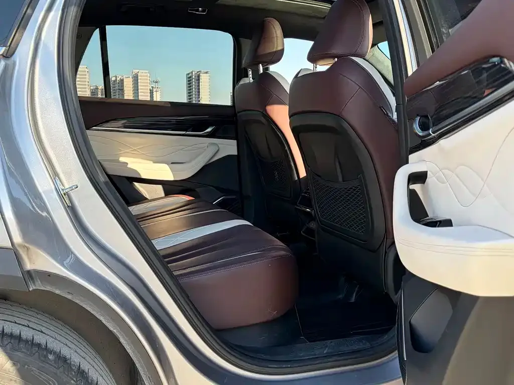 Geely Xingyue L 2023 из CN, фото 7