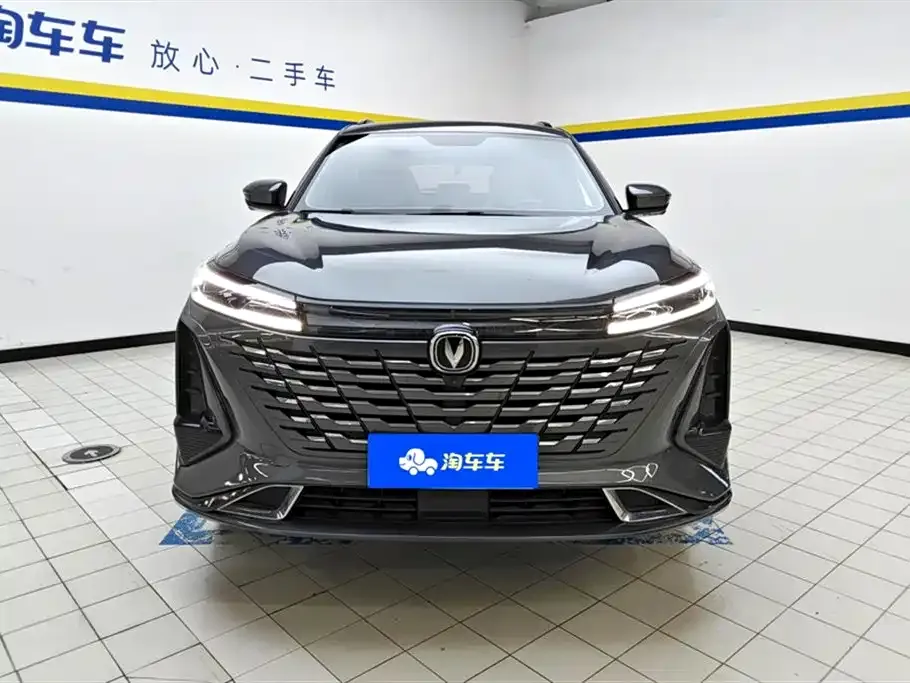Changan CS75PLUS 2023 из CN, фото 2