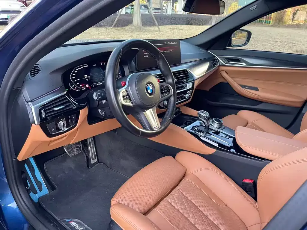 BMW 5 Series (Import) 2021 из CN, фото 3