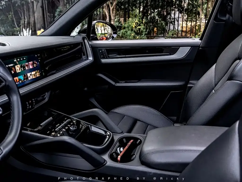 Porsche Cayenne 2024 из CN, фото 6