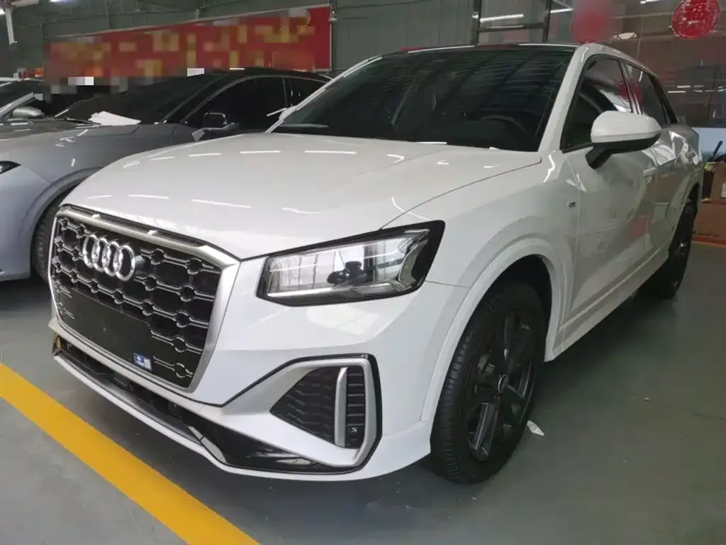 Audi Q2L 2022 из CN, фото 1