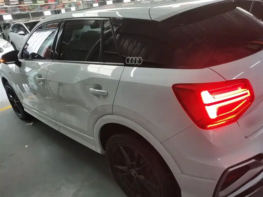 Audi Q2L 2022 из CN, фото 5