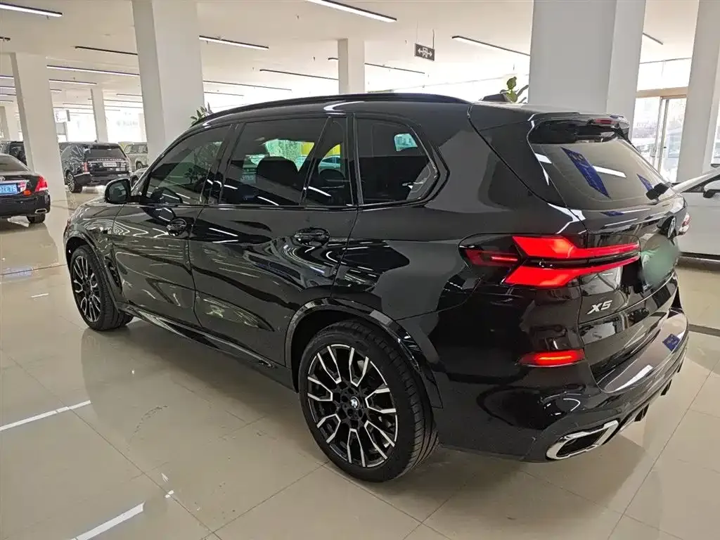 BMW X5 2024 из CN, фото 4