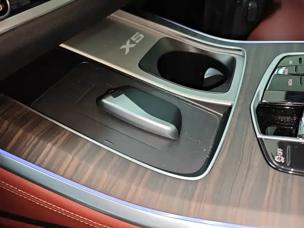 BMW X5 2024 из CN, фото 10