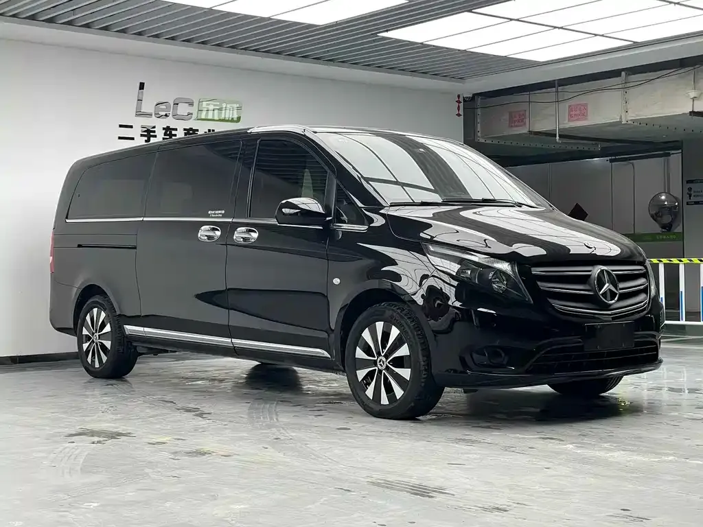 Mercedes-Benz Vito 2023 из CN, фото 8
