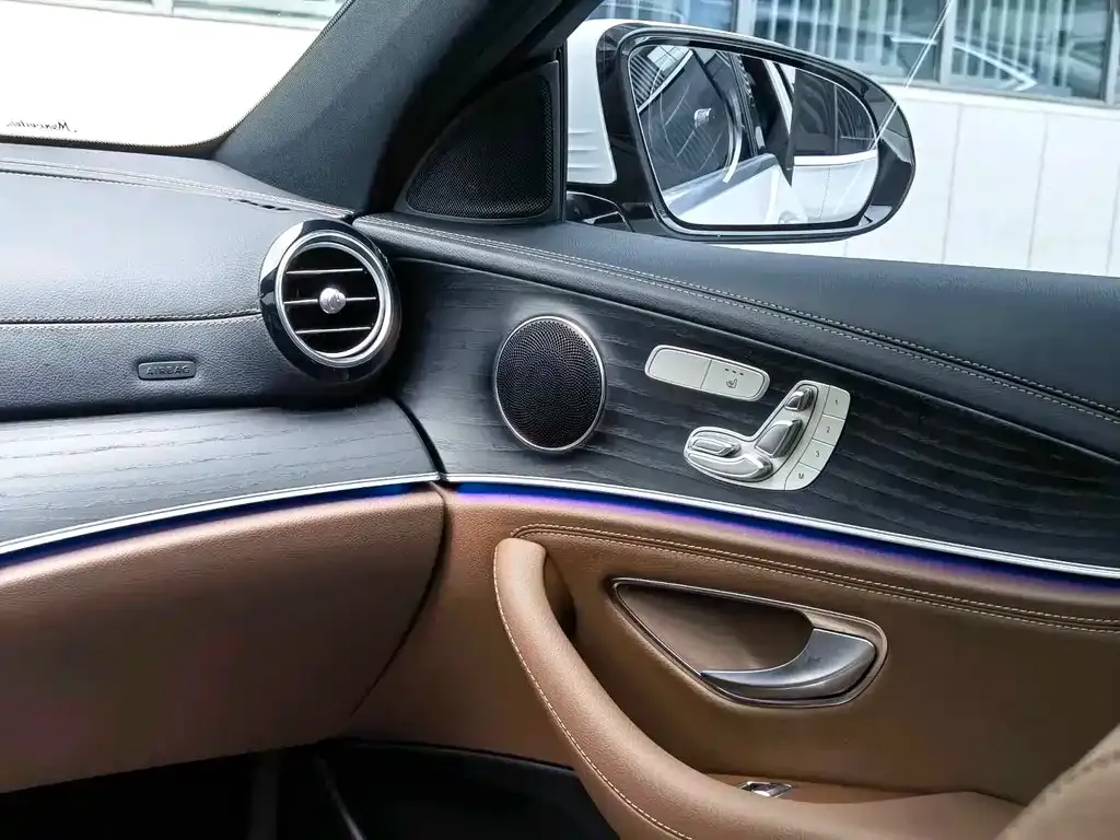 Mercedes-Benz E-Class 2023 из CN, фото 10